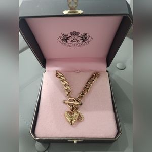 Juicy Couture gild tone choker